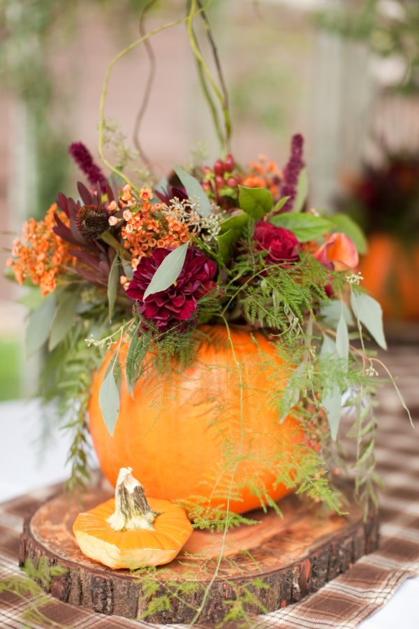 13 Fall Wedding Photos That Wiill Convince You To Have A Fall Wedding